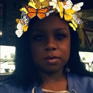 Meet your Posher, Whitney